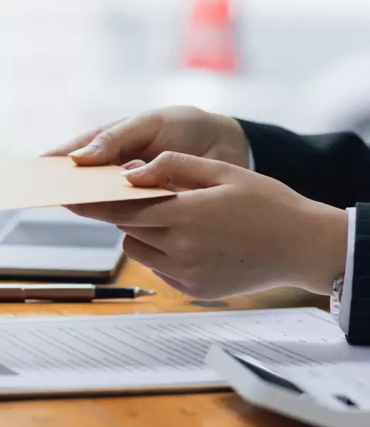 En R&M Consultores, nos especializamos en ofrecer soluciones integrales para pymes, startups, grandes empresas, autónomos y clientes extranjeros.